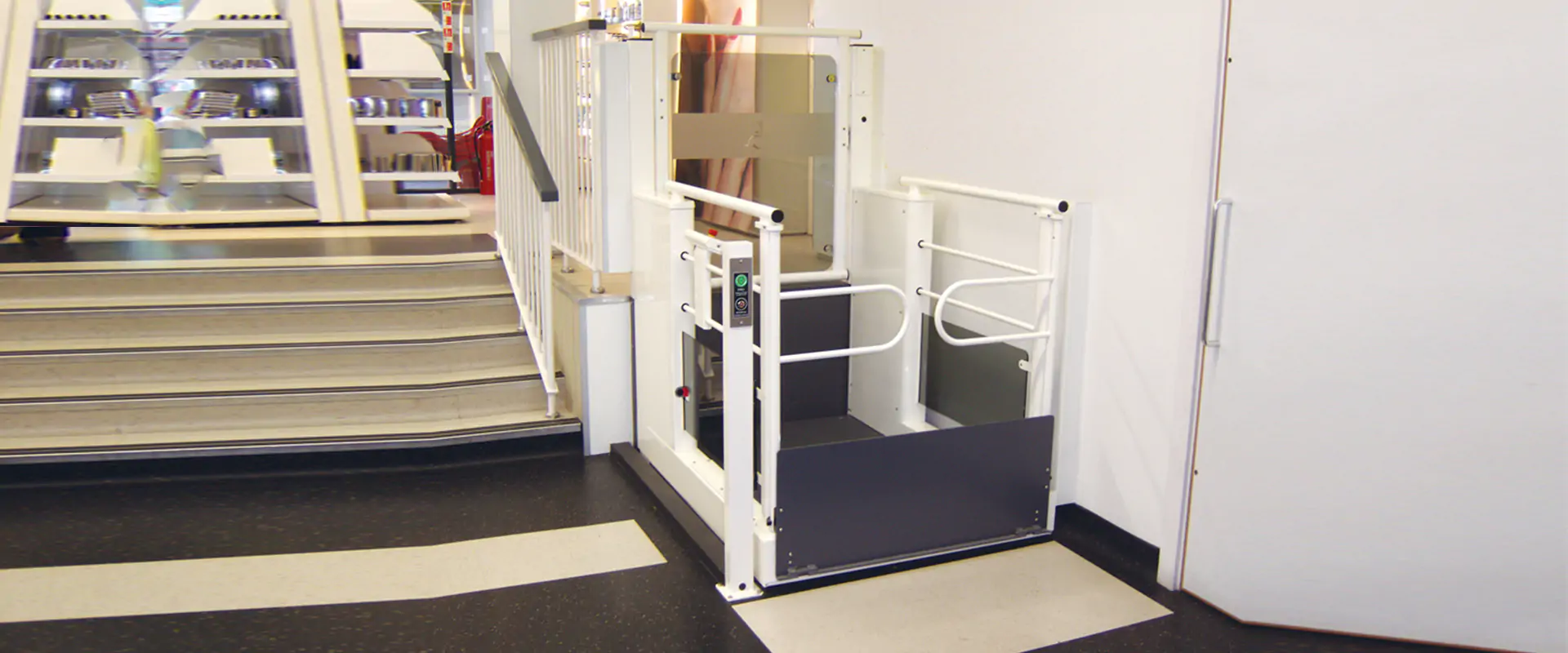 Low-Rise Platform Lift